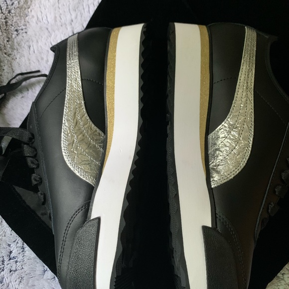 Puma Sneakers - Picture 3 of 5